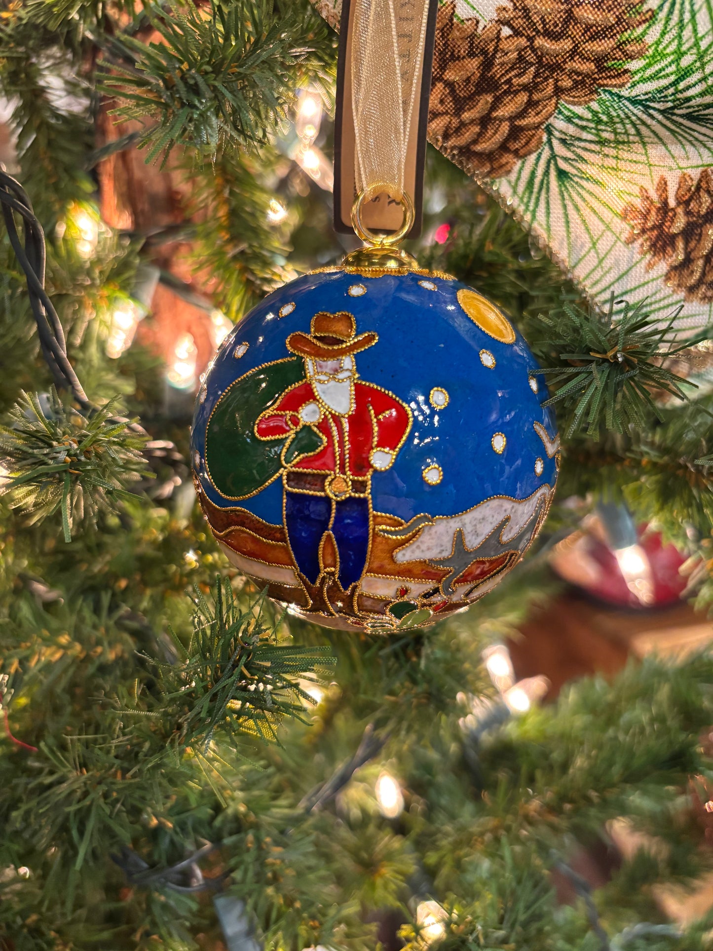RH Santa and Steers Ornament